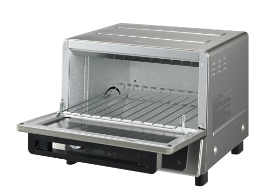 Panasonic Toaster Oven, NBG205S, front view with door opened.