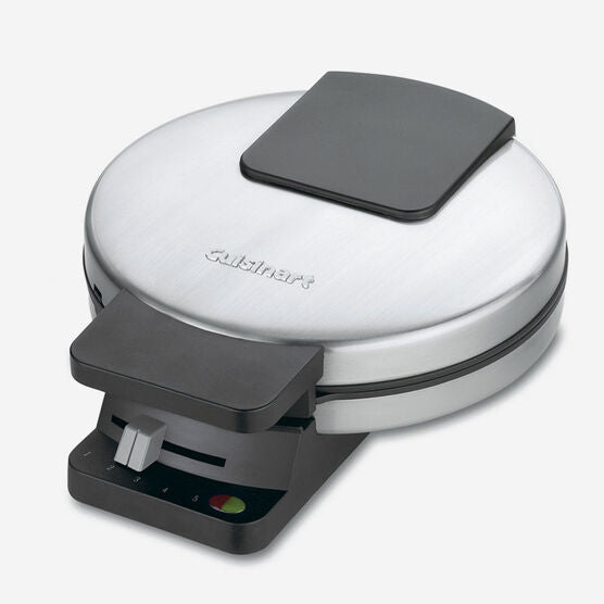 Cuisinart Classic Waffle Maker: round, 5-setting browning control | WMRCAC